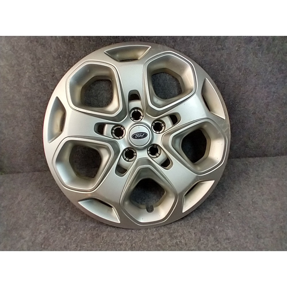 Ford Fusion  17 Inch Wheel Cover Hubcap Silver 5 Spoke OEM Replacement 2010-2012